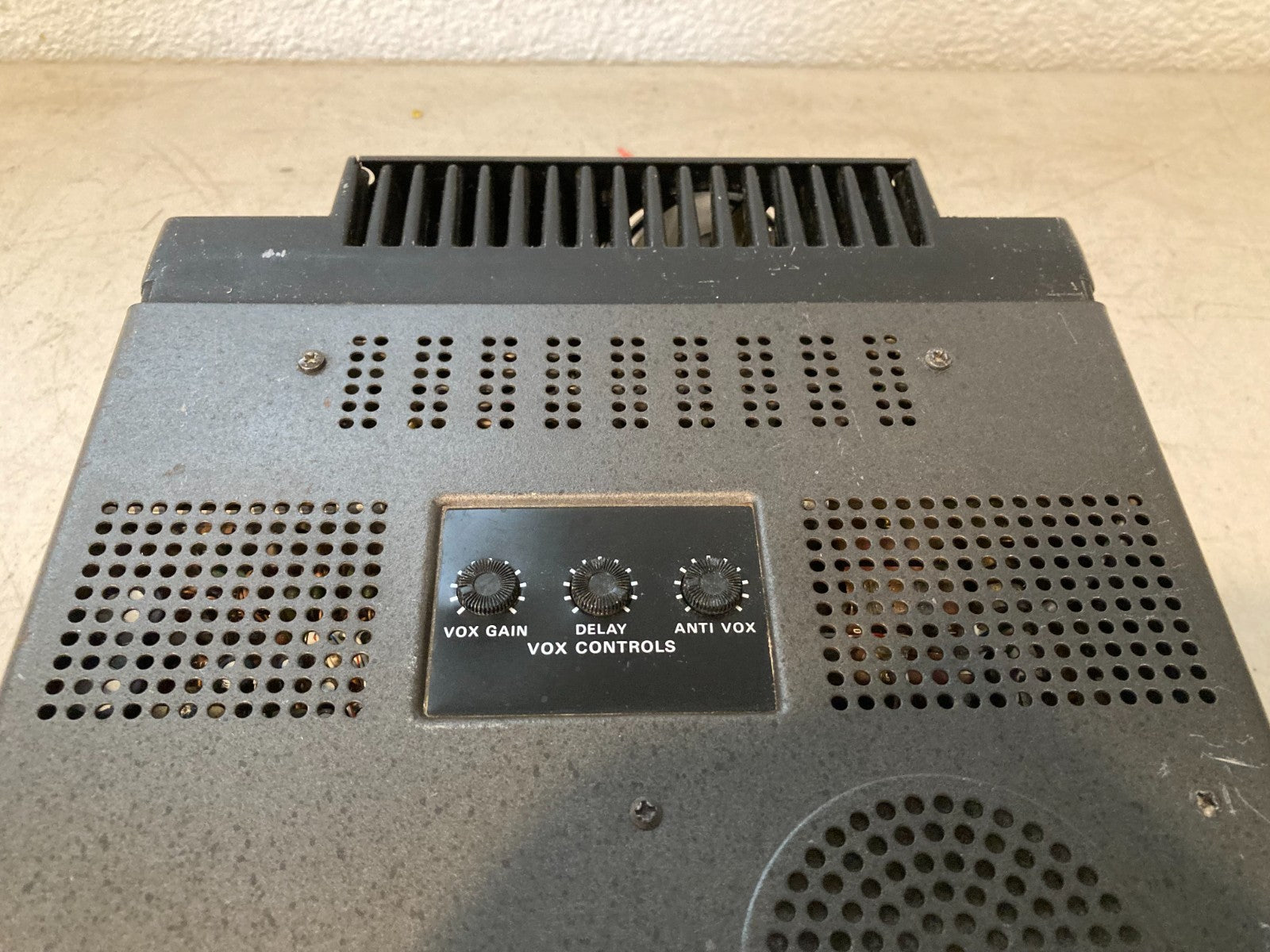 KENWOOD TS-120S HF Transceiver Ham Radio #0052110 Powers Up