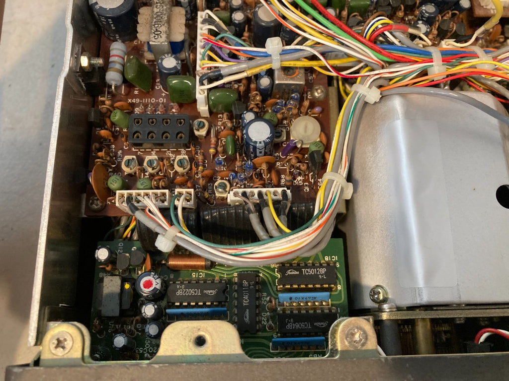 KENWOOD TS-120S HF Transceiver Ham Radio #0052110 Powers Up