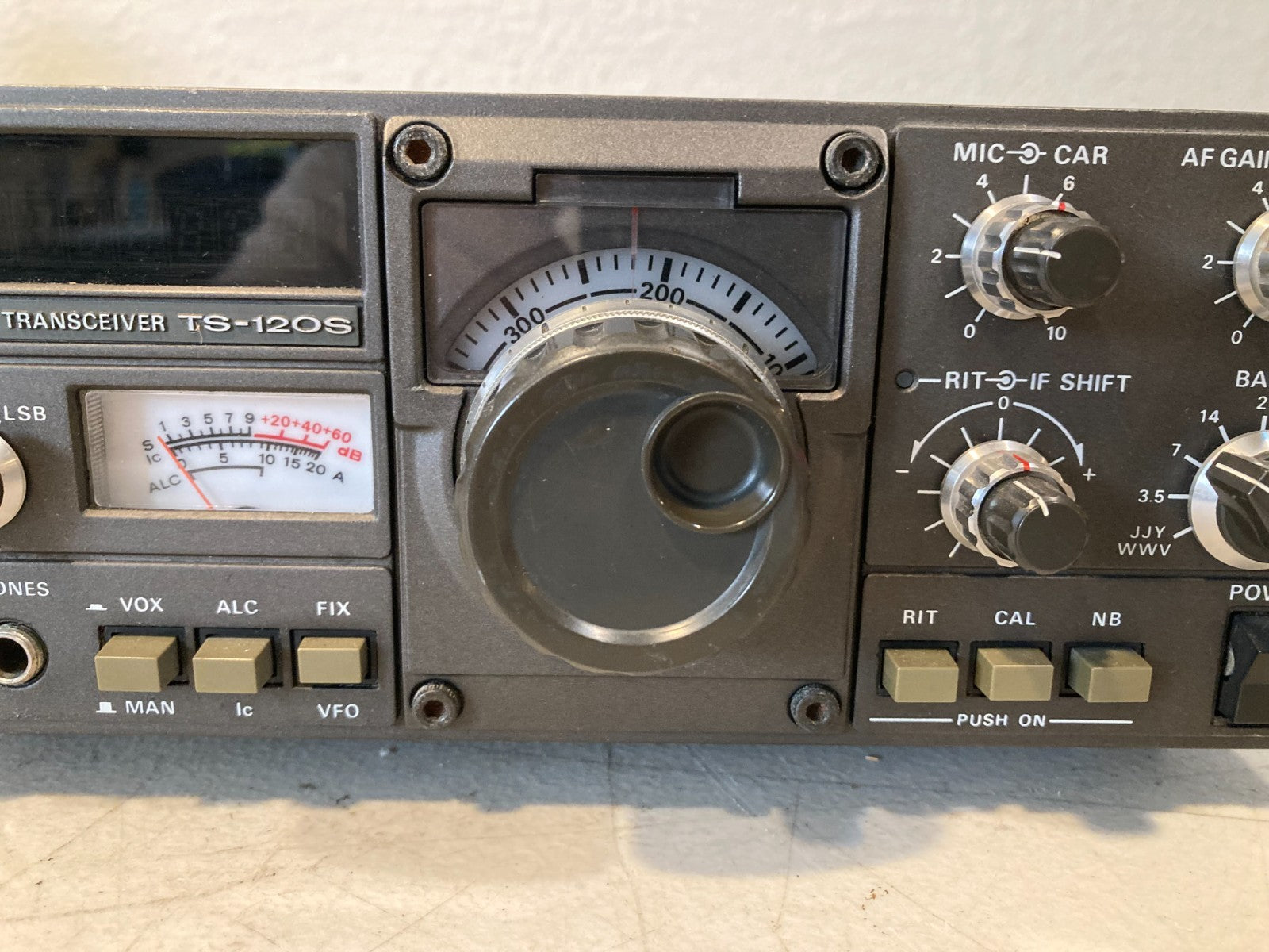 KENWOOD TS-120S HF Transceiver Ham Radio #0052110 Powers Up