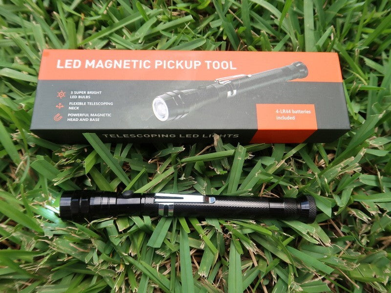 Kit de herramientas de recogida telescópica magnética con luces LED